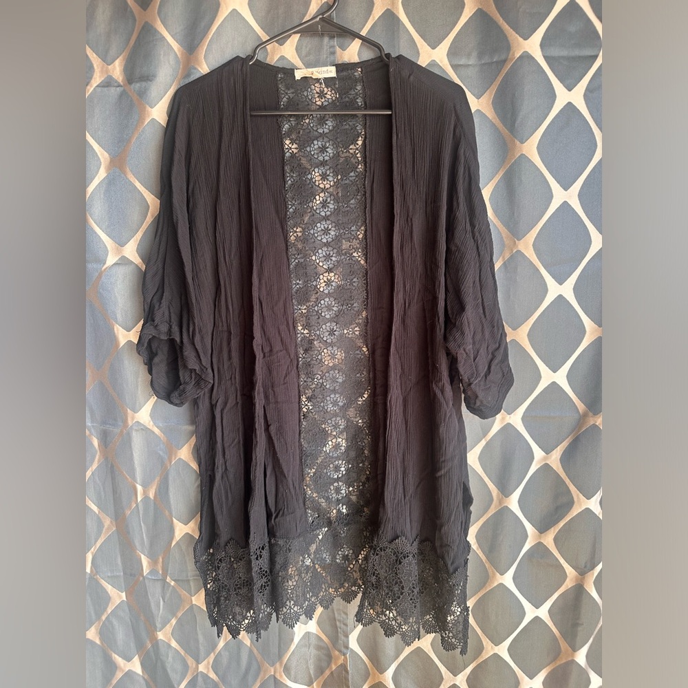 Rewind small woman black duster small lace short sleeve